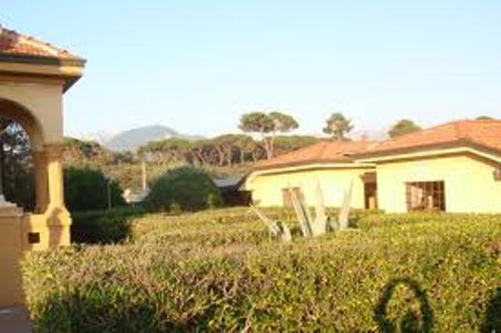 Ostello Apuano Marina Di Carrara Extérieur photo